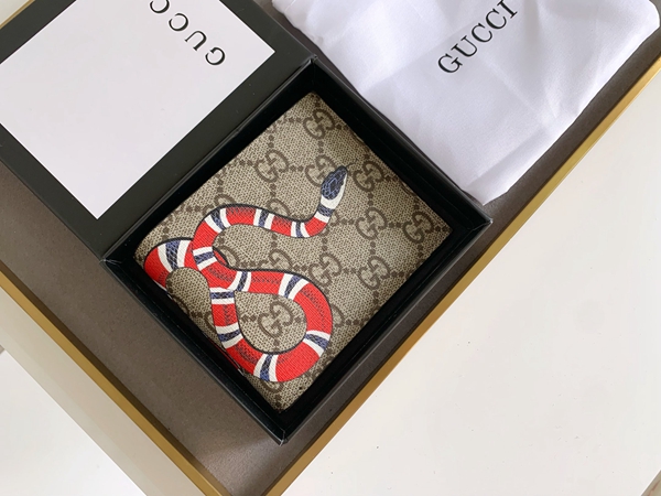 グッチ財布コピー正面デザイン